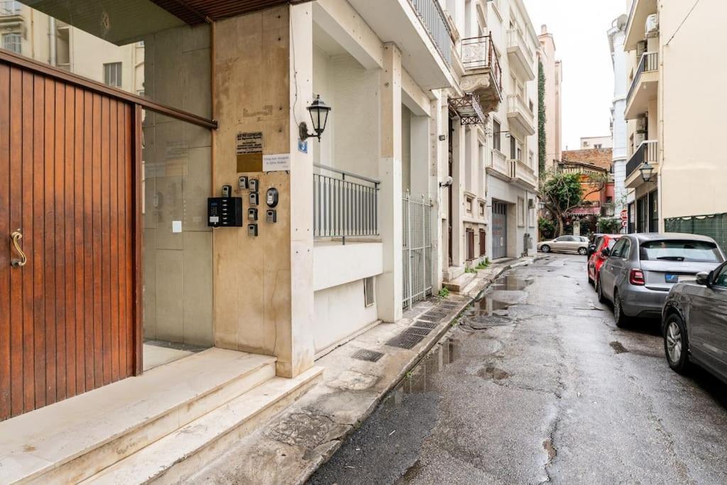 Downtown Cute Apt In The Heart Of Plaka Афіни Екстер'єр фото
